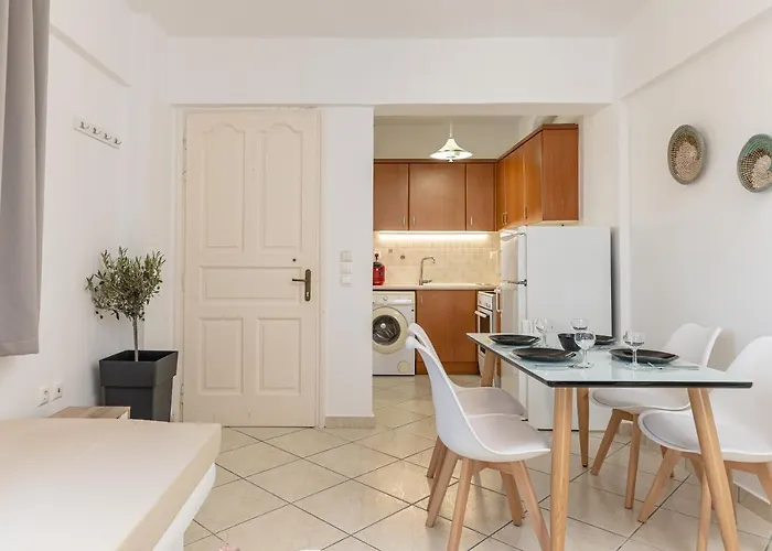 Grotta Carpe Diem * Naxos City